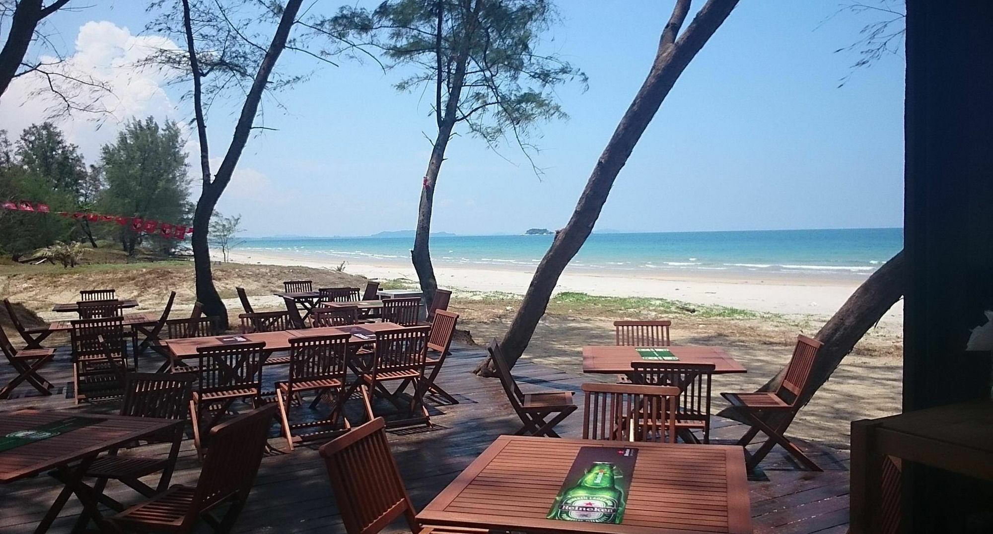 צראטינג Samsuria Beach Resort & Residence מראה חיצוני תמונה